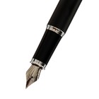 Ручка подарочная перьевая в кожзам футляре, корпус черный с серебром - фото 6746238