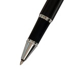 Ручка подарочная шариковая в кожзам футляре, корпус черный с серебром - фото 8842669