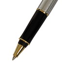 Ручка подарочная шариковая в кожзам футляре, корпус серебро с золотом - фото 6746435