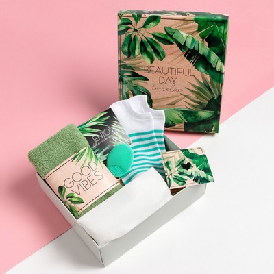 Набор подарочный «Этель» Tropics, полотенце 30×60 см, носки, повязка на голову
