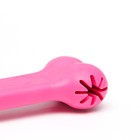 Игрушка жевательная "Вкусная кость" с отверстиями для лакомств, TPR, 11 см, розовая - Фото 4