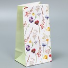 Пакет подарочный без ручек «Цветы», 10 × 19.5 × 7 см - фото 10105424