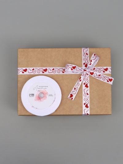 Лента атласная «Сердечки», 15 мм, 23±1 м, белая, красная №001