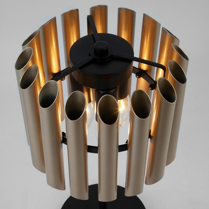 Настольная лампа с металлическим плафоном Castellie, 60Вт, E14, 22x22x42 см - фото 1906132306