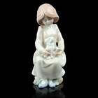 Сувенир керамика "Малышка с пушистиком" 6х6,5х14 см - Фото 1