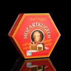 Конфеты марципановые Mozartkugeln maître truffout с двойным слоем шоколада, 300 г - фото 10123289