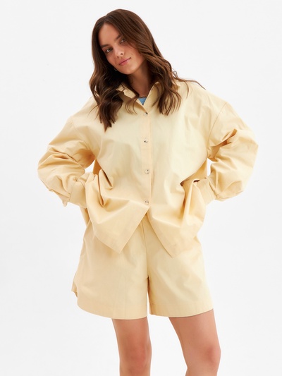 Костюм женский: рубашка, шорты, MINAKU: Oversize, бежевый, размер 48