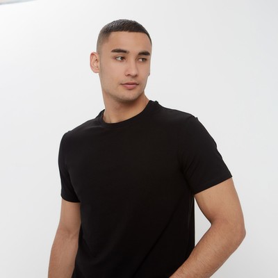 Футболка мужская MINAKU SLIM FIT: чёрная, р-р 42