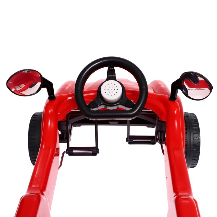 Машина-каталка педальная Cool Riders, с клаксоном, цвет красный - фото 1906142514