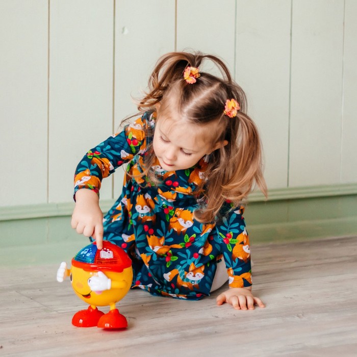 Музыкальная развивающая игрушка «Танцующий Колобок» 58975