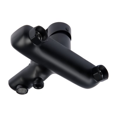 Смеситель для ванны Accoona A63207F, однорычажный, излив 158 мм, душевой набор, черный