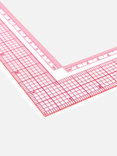 Линейка для кроя и шитья, премиум, 21.5×21.5 см, s=1.5 мм