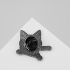 Значок «Кот» охотник, с ухмылкой, цвет чёрный в серебре - фото 9536112