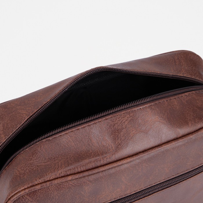 Косметичка на молнии, наружный карман, цвет коричневый 32663