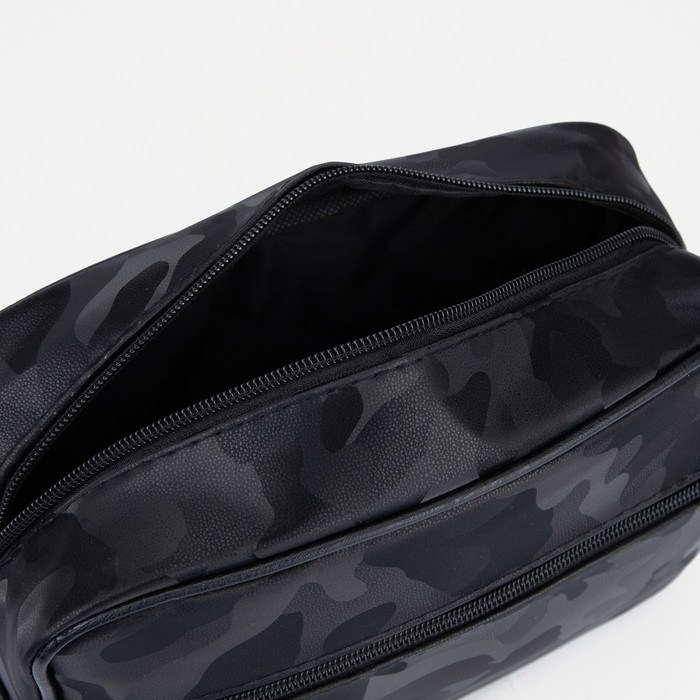 Косметичка на молнии, наружный карман, цвет чёрный 32664