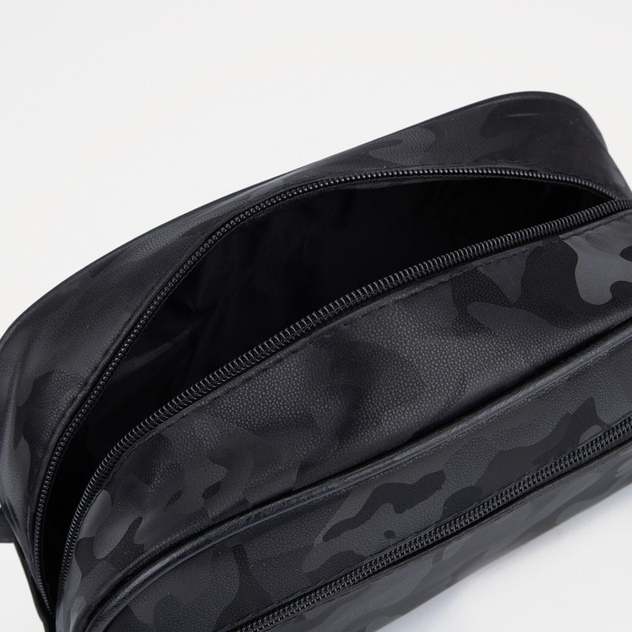 Косметичка на молнии, наружный карман, цвет чёрный 32673