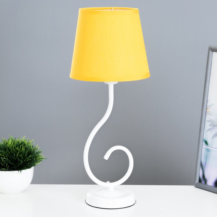 

Лампа настольная Буржуа 1х15Вт Е14 16х16х40см белый/желтый RISALUX