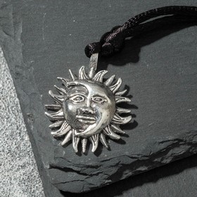 Кулон-амулет "Солнце и луна", цвет чернёное серебро, 37 см