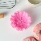 Форма силиконовая для выпечки Доляна «Сердцецветик», 9,5×5 см, цвет розовый - Фото 4