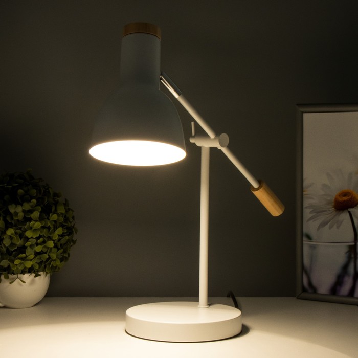Настольная лампа "Джадо" E27 40Вт белый 15х15х47 см - фото 1906160337