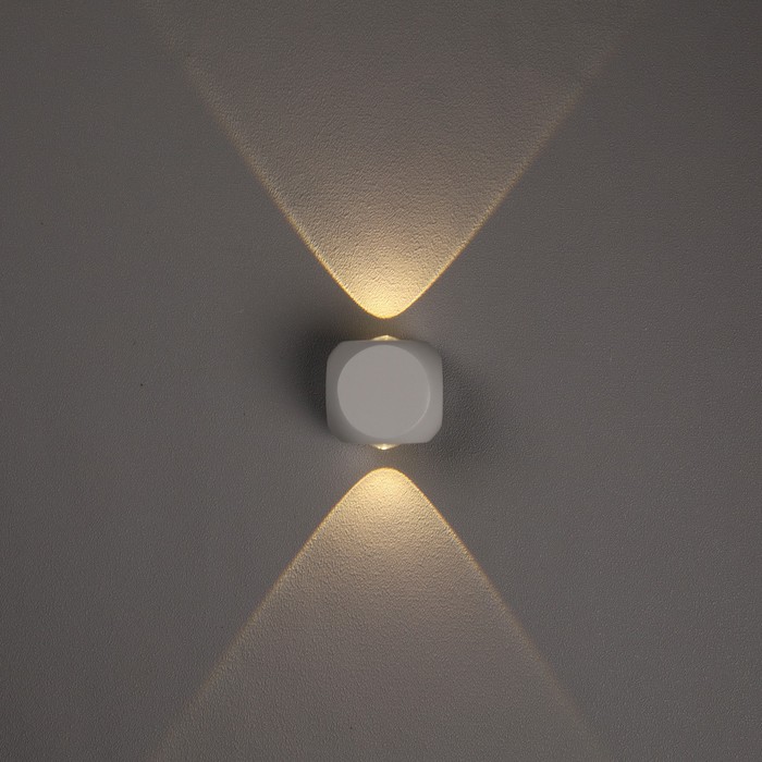 Светильник фасадный «Кубик», FSD-013, 2 Вт, 3000К, 1 луч, IP65, 220 В, металл, белый - фото 1928065090