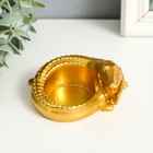 Подсвечник полистоун на 1 свечу "Золотой крокодил" 7х10,5х9 см - фото 21970620