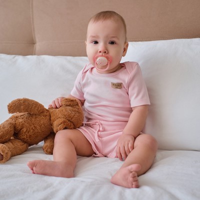 Костюм для девочки (боди, шорты) MINAKU, рост 62-68 см, пудровый