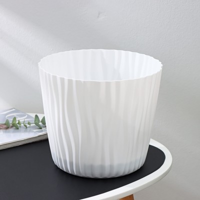 Кашпо для цветов со вставкой «Волна», 8 л, d=25 см, h=21.5 см, белый