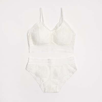 Комплект нижнего белья женский (топ, трусы) Collorista, белый, размер 42-44