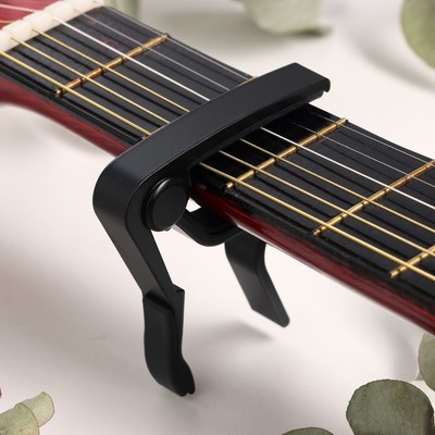 Каподастр для акустической гитары, зажим для струн Music Life, черный