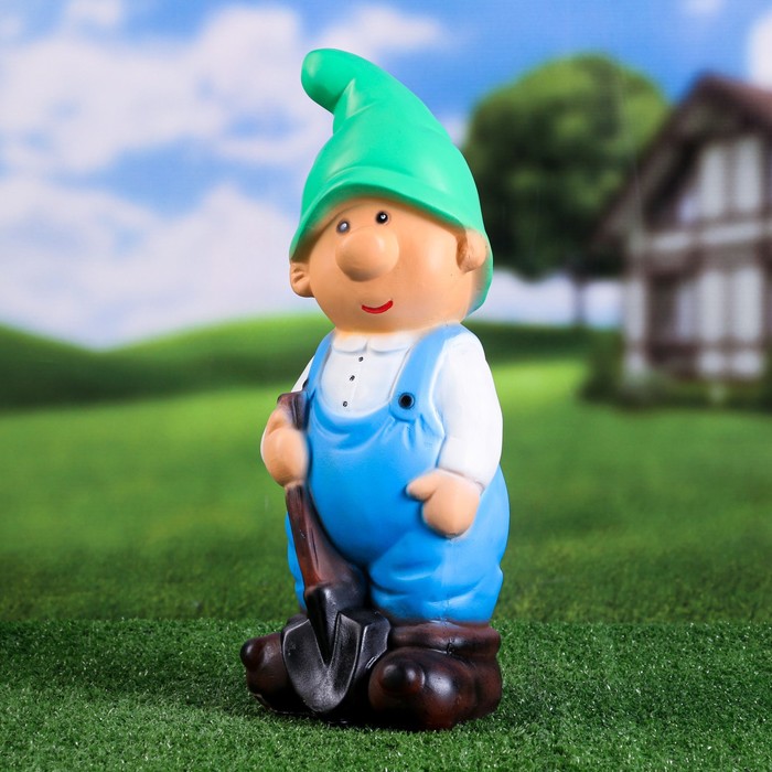 Садовая фигура из полистоуна «Гном сказочный», 17×18×39 см - Фото 1