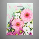 Пакет «Нежные герберы», полиэтиленовый с вырубной ручкой, 38×45 см, 60 мкм - Фото 2