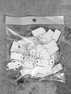 Ценники на верёвке, 100 шт. отверстие 3 мм, 1.3×2.6 см, белый - Фото 2