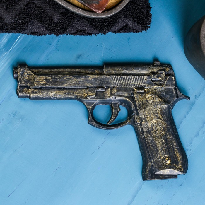Фигурное мыло "Пистолет" черное золото, 80гр - фото 1907619138
