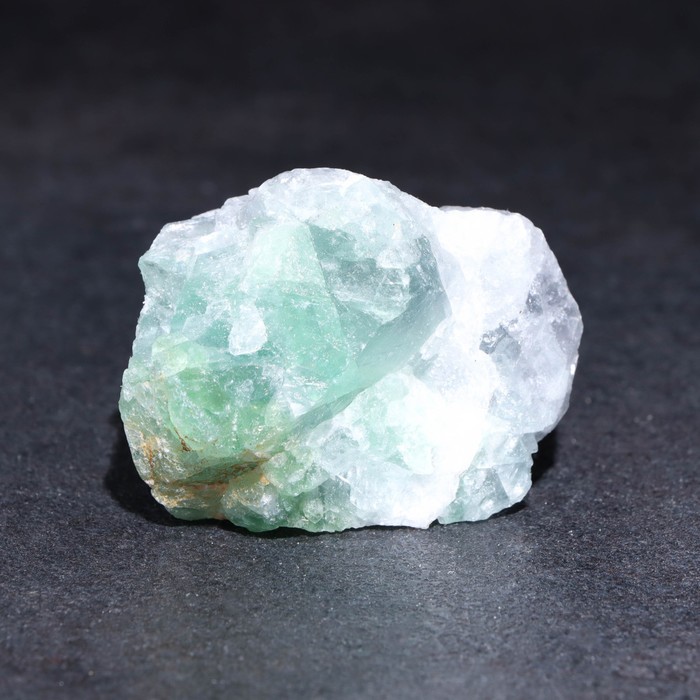 Камень, сувенир "Зеленый флюорит", 6х6х4 см - Фото 1