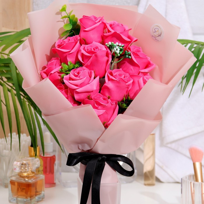 Эксклюзивный букет из мыльных роз, цвет фуксия, 11 шт - фото 1907620964