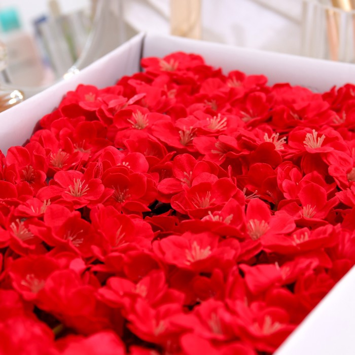 Цветы сакуры мыльные красные, набор 50 шт - фото 1906173600