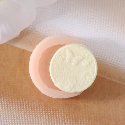 Молд силиконовый «Монета на счастье и любовь», d=2 см