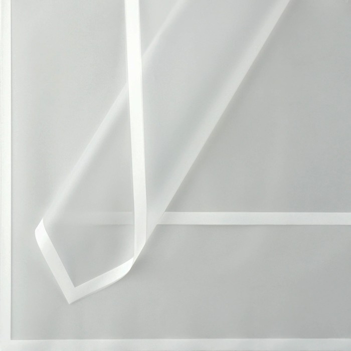 Плёнка для цветов матовая упаковочная «Кайма» белая 0,5х9 м - Фото 1