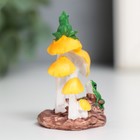 Сувенир полистоун "Лягушата и грибочки" 5,6х5,1х4,1 см - фото 22011528