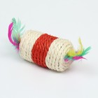 Игрушка-погремушка сизалевая "Конфетка", 6,5 х 3,5 см, белая/красная - фото 24617239