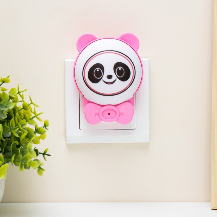 Ночник "Панда" LED бело-розовый 3,5х8х9,5 см RISALUX - фото 1906183794