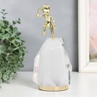 Фигурка «Человек и льдина», 10×10×20 см - Фото 1