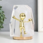 Фигурка «Человек вверх по льдине», 10×10×13 см - Фото 1