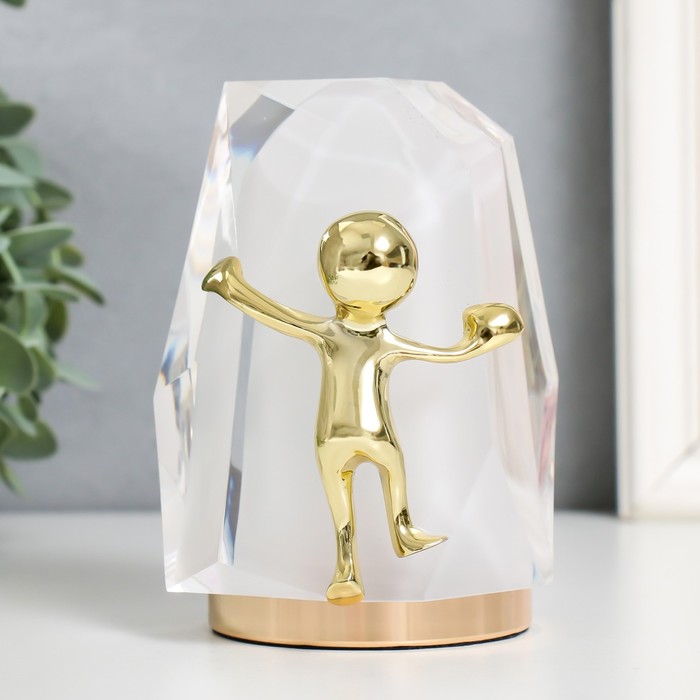 Фигурка «Человек вверх по льдине», 10×10×13 см - Фото 1