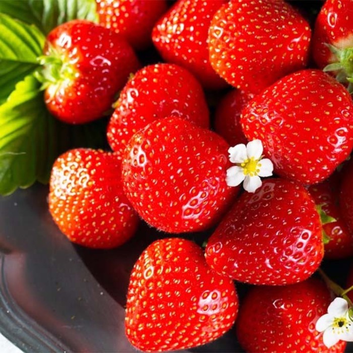 Клубника - купить в Улан-Удэ, цена 750 руб., продано 24 июля 2016 - Продукты пит