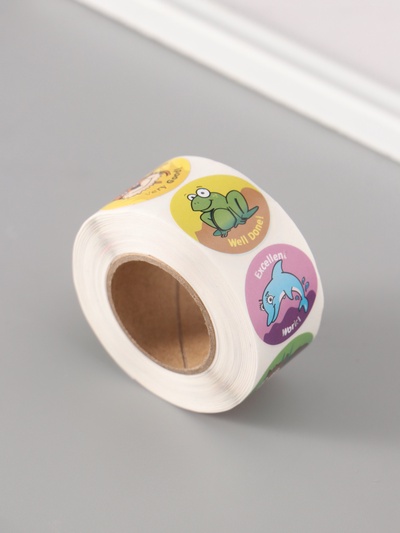 Наклейка бумага «Динозаврики», d=2.5 см, 500 шт. в рулоне, 3×6.5×6.5 см, МИКС