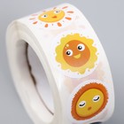 Наклейка бумага "Солнышко и месяц" d=2,5 см 500 шт в рулоне 3х6,5х6,5 см - фото 22919472