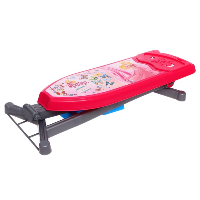 Игровой набор «Гладильный», с утюгом и вешалкой 60558