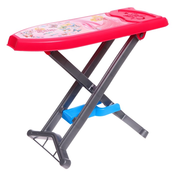 Игровой набор «Гладильный», с утюгом и вешалкой 60558